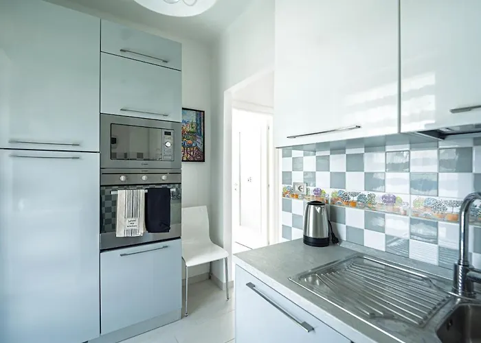 Seaview With A Terrace! 公寓 *