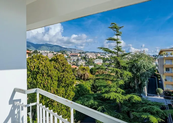 Apartment Seaview With A Terrace! Sanremo